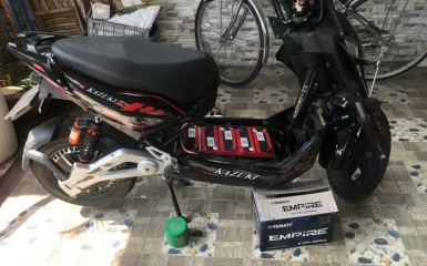 Bình ắc quy cho xe máy điện tại Vinhomes Grand Park