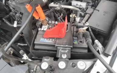Kích bình ô tô tại Đảo Kim Cương – Cứu hộ ắc quy ô tô 15 phút