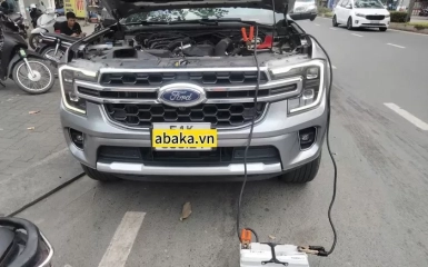 Kích bình xe ô tô tại Cảng Cát Lái – Dịch vụ Nhanh 15 Phút, Giá Tốt