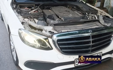 Thay bình ắc quy tại nhà cho xe Mercedes GLC 200 | Giá tốt nhất