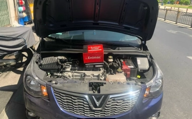 Thay bình ắc quy tại nhà cho xe VinFast Fadil | Chính hãng, Giá Tốt