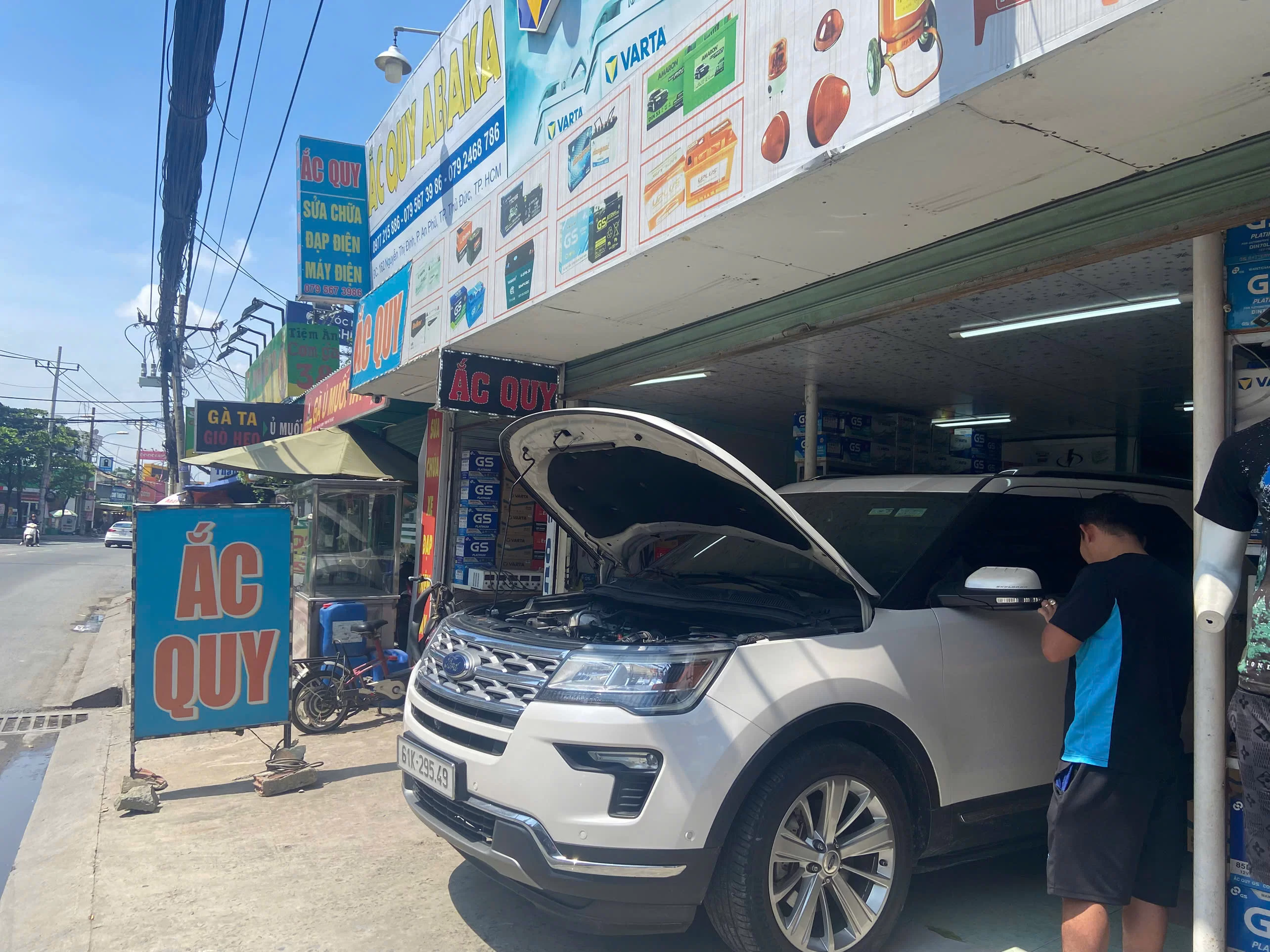 cửa hàng ắc quy Thủ Đức