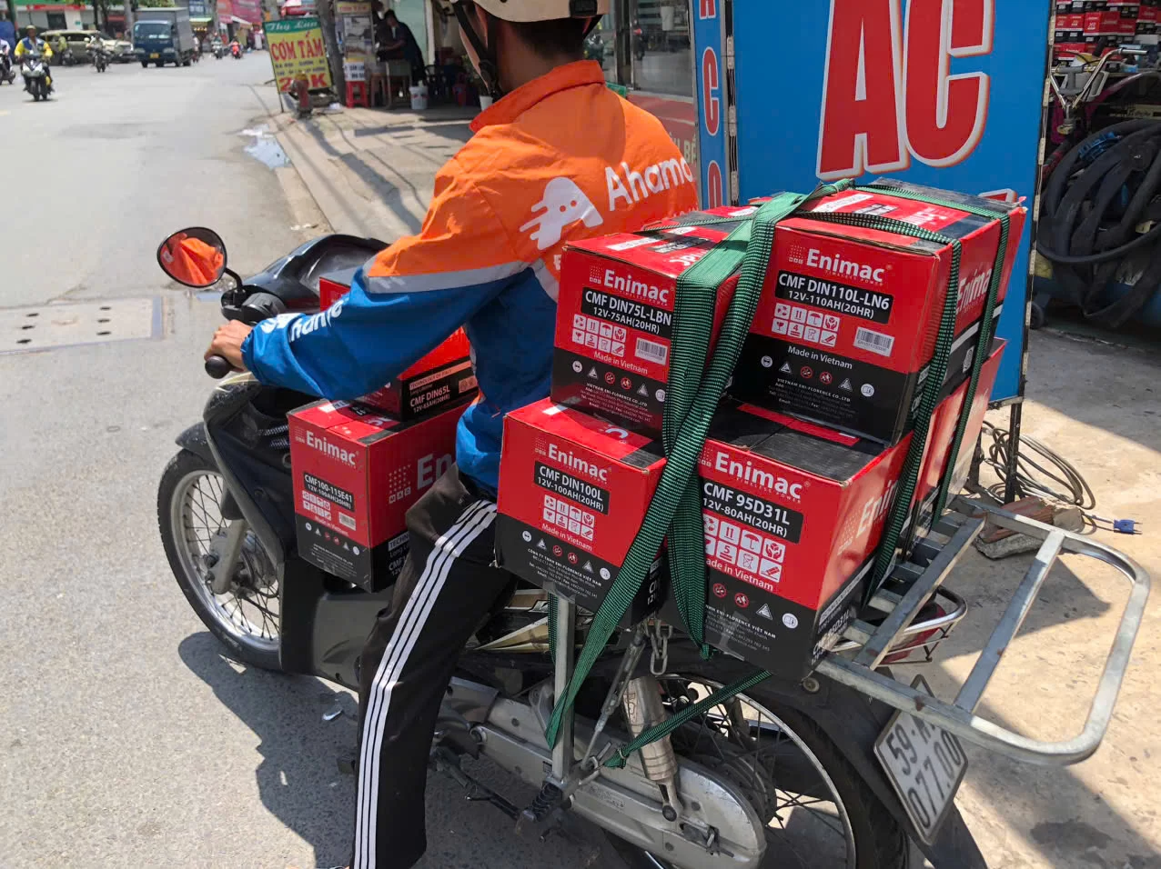 cửa hàng ắc quy Quận 9