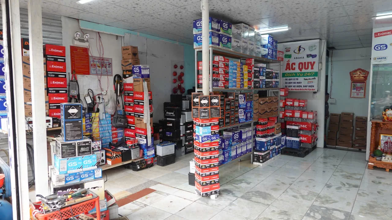 Bình ắc quy xe ô tô chevrolet