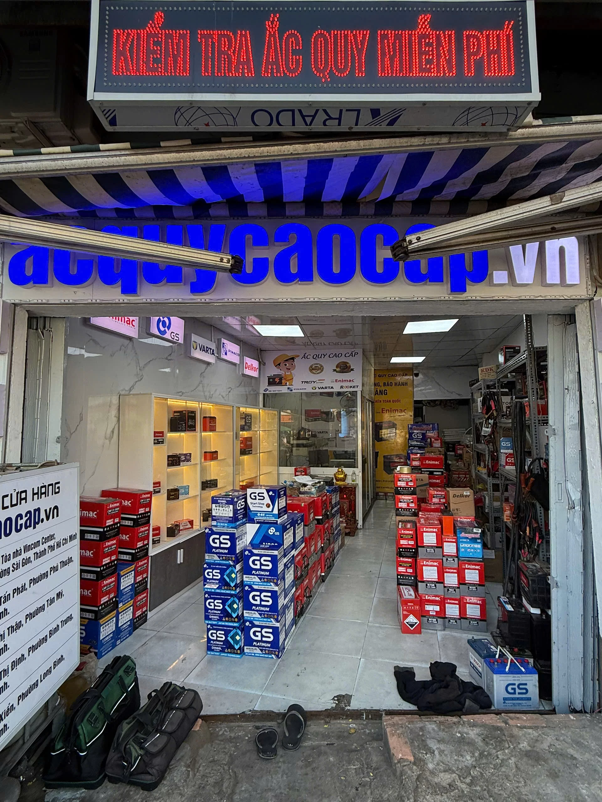 Bình ắc quy xe ô tô MG