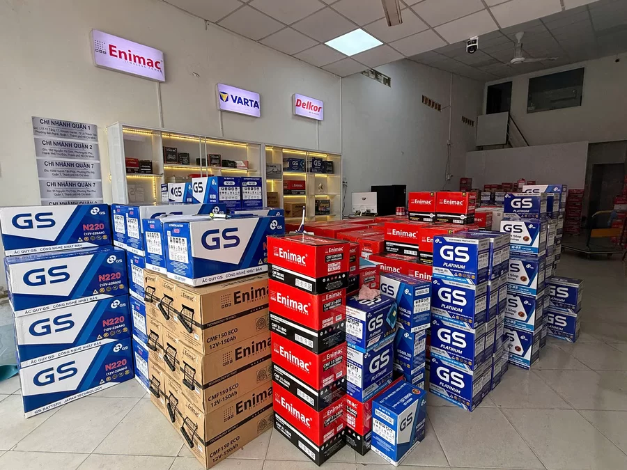 Bình ắc quy xe ô tô Nissan