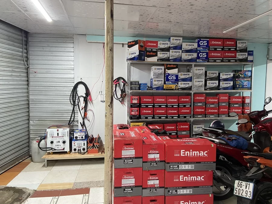 Bình ắc quy xe ô tô Isuzu