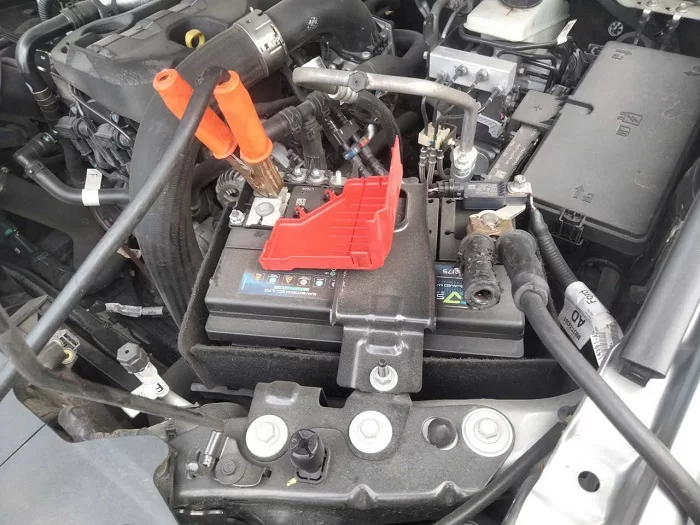 Kích bình ô tô tại KDC Hà Đô Villa (10)