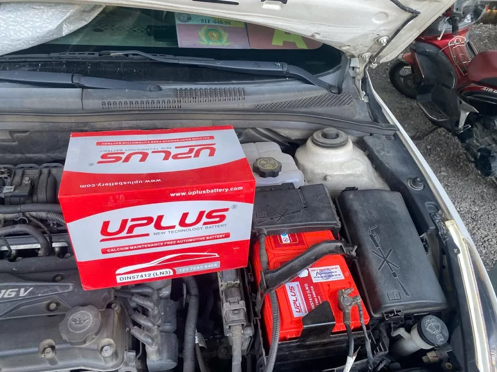 Thay bình ắc quy tại nhà cho xe Peugeot 5008