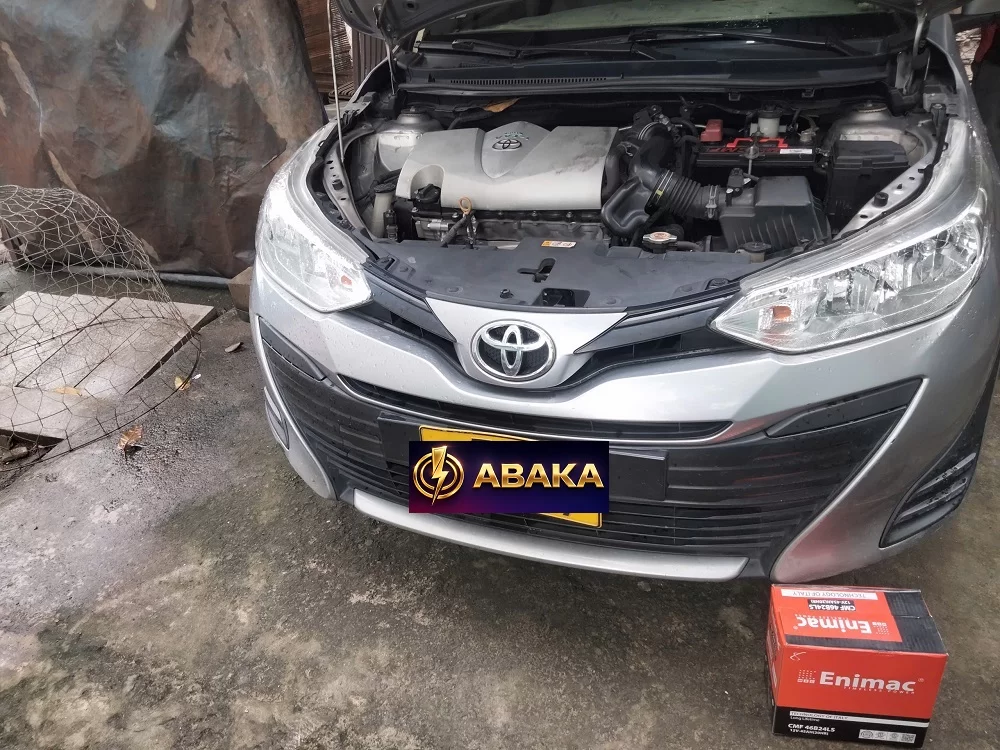 Thay ắc quy ô tô Toyota Vios