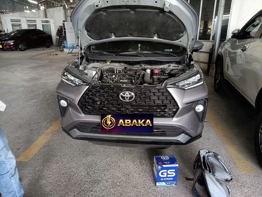 Ắc quy ô tô Toyota Corolla Cross giá bao nhiêu