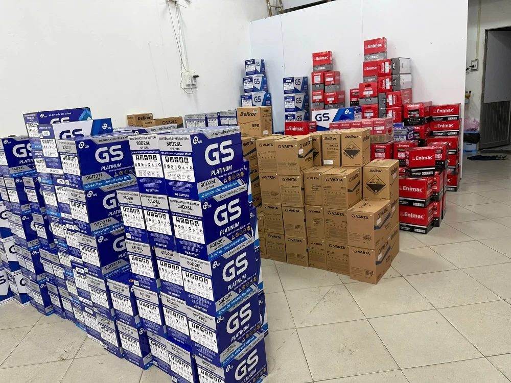 Giá thay bình ắc quy ô tô Toyota Vios