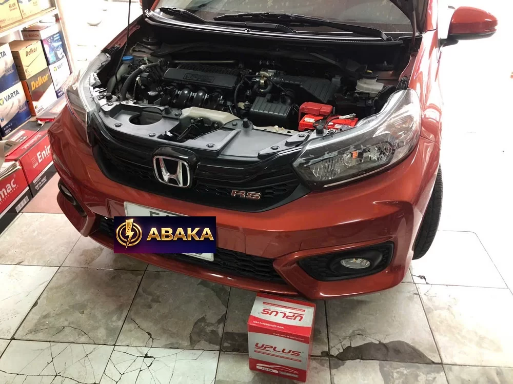 Thay bình ắc quy tại nhà cho xe Honda City 2