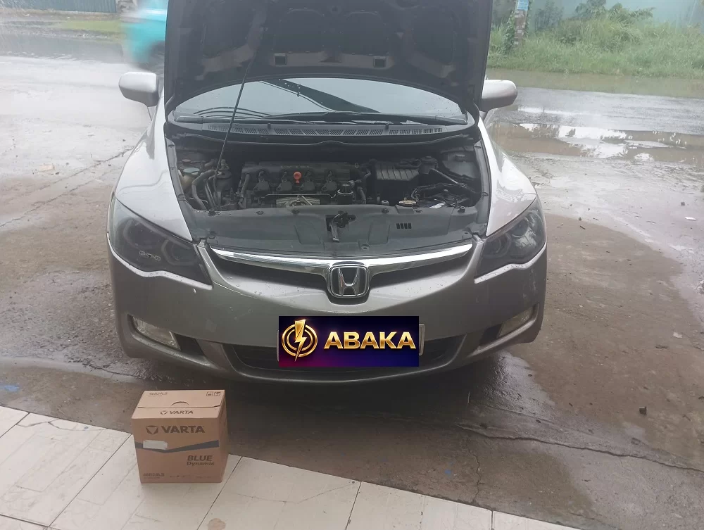 Thay bình ắc quy tại nhà cho xe Honda City 3