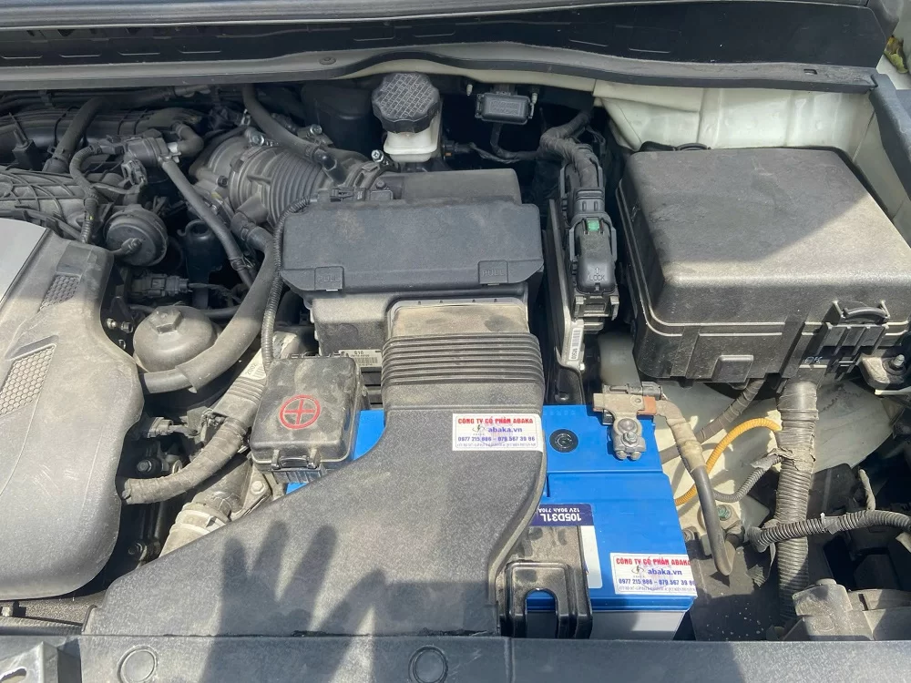 Thay bình ắc quy tại nhà cho xe Kia Morning 7