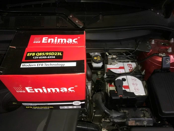 Thay bình ắc quy Mazda Lantis Vinhomes Grand Park (2)