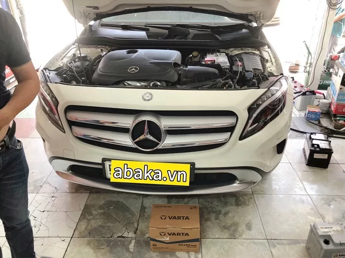 Thay ắc quy xe Mercedes CLA45 AMG chính hãng, giá tốt nhất hiện nay