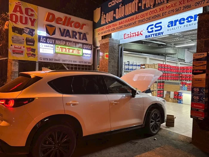 Thay bình ắc quy Mazda CX-3 Vinhomes Grand Park (17)