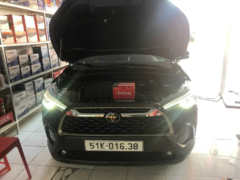 Ắc quy Toyota Corolla Cross