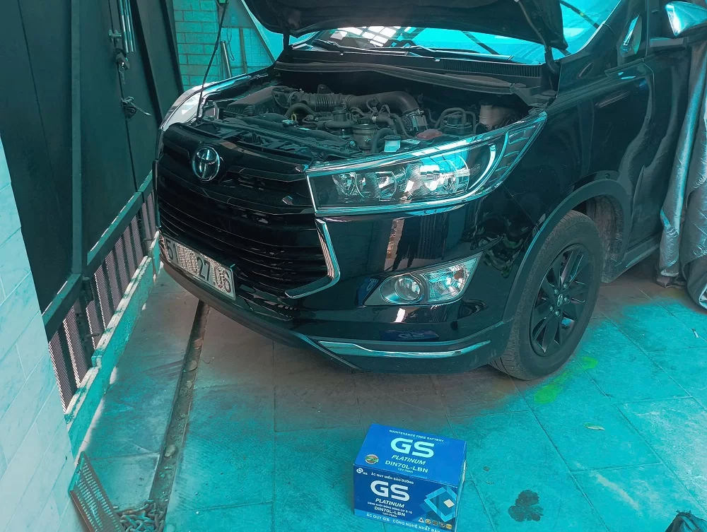 Bình ắc quy Toyota Innova