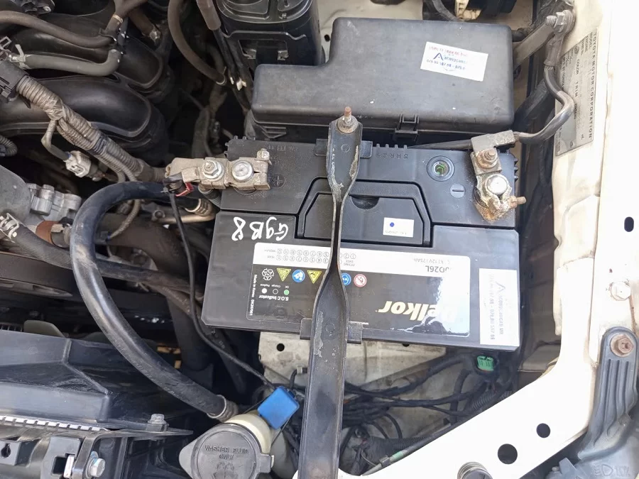 Thay ắc quy Toyota Alphard
