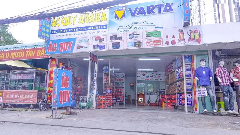 Bình ắc quy xe đạp điện tại Vinhomes Grand Park